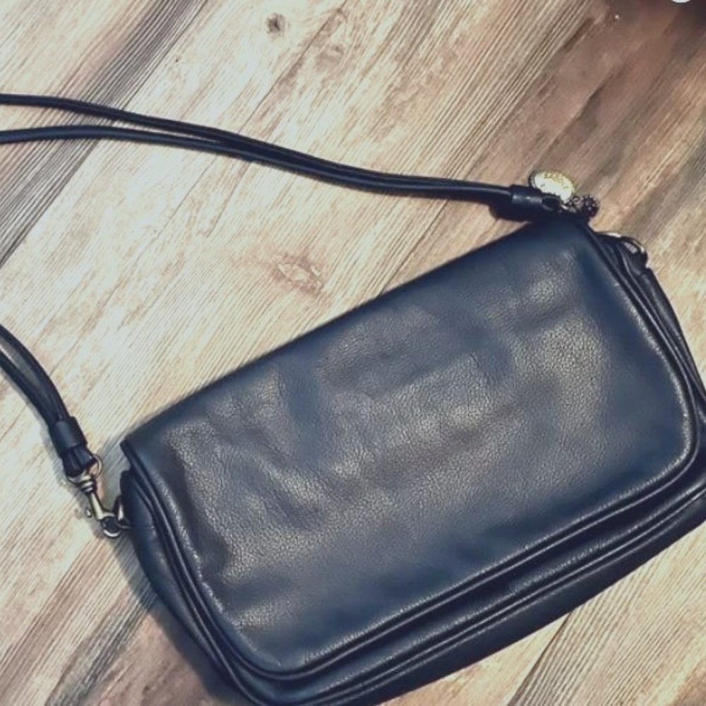 Navy Saddle River Shoulder Bag EUC